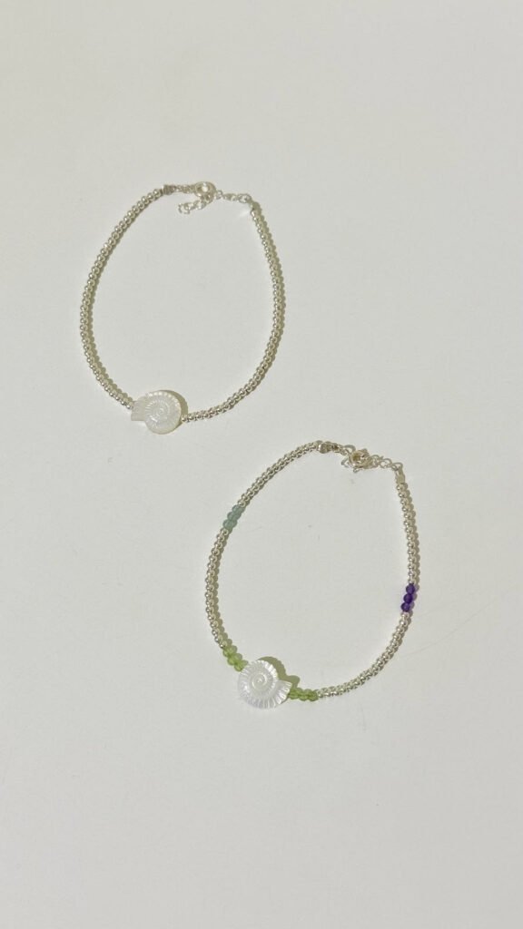 Shell Silver Bead Bracelet
