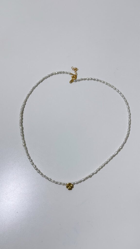 Flower Pearl Necklace