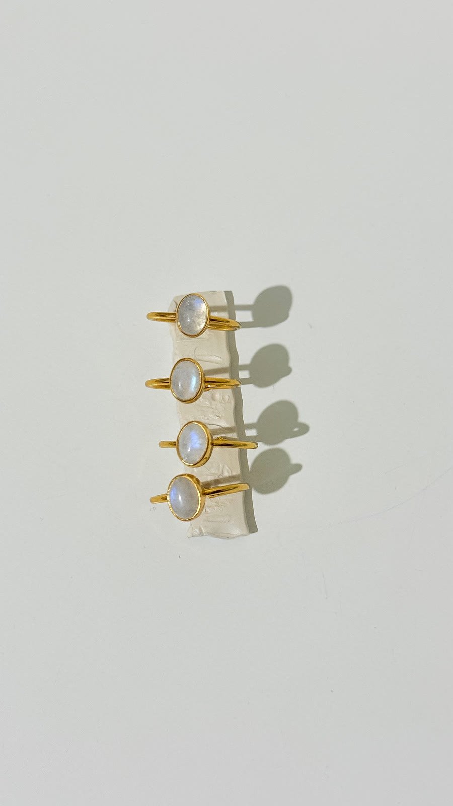 Moonstone Ring, Gold